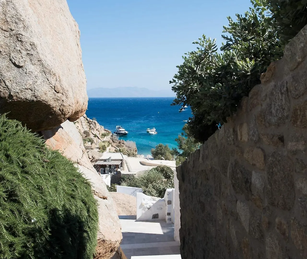 Super Rockies Villa Super Paradise Beach  Greece